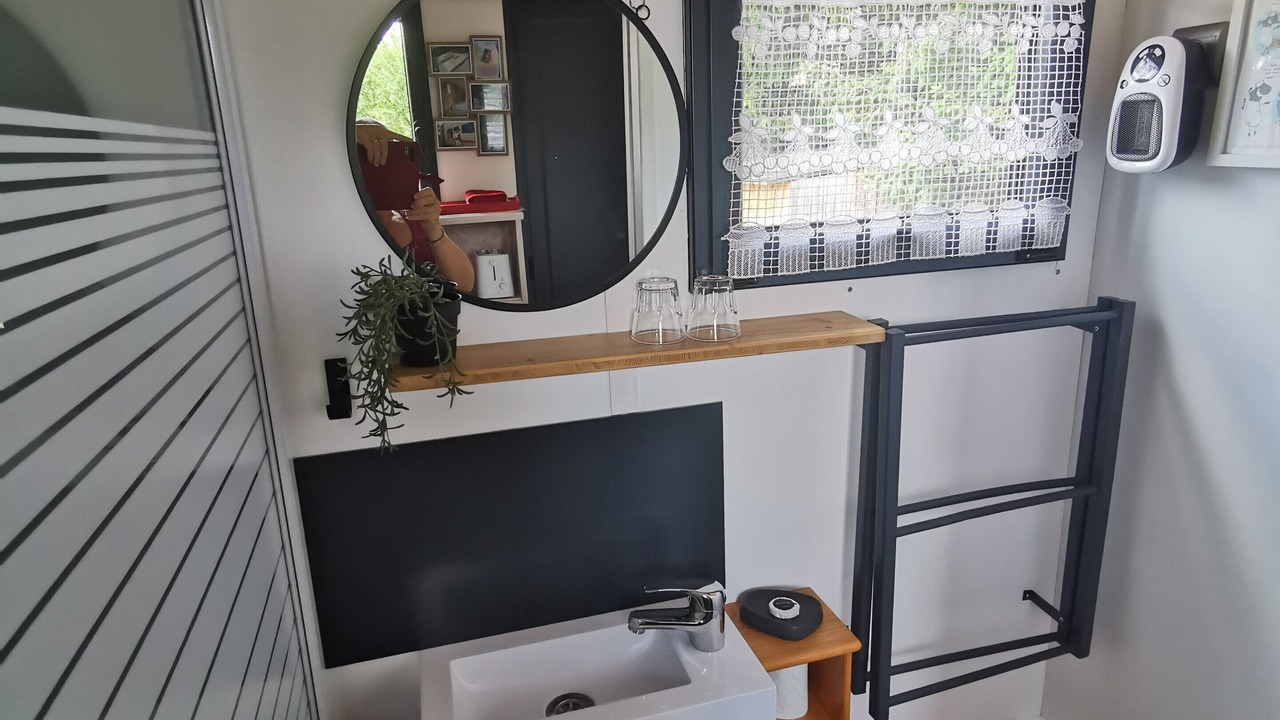 Photo of Bathroom in Verbiesles