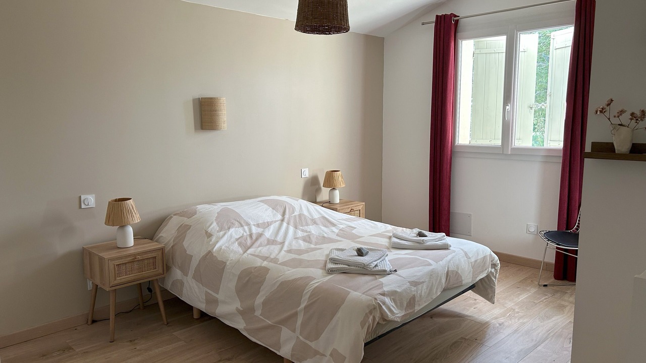 Photo of Bedroom in Saumane-de-Vaucluse