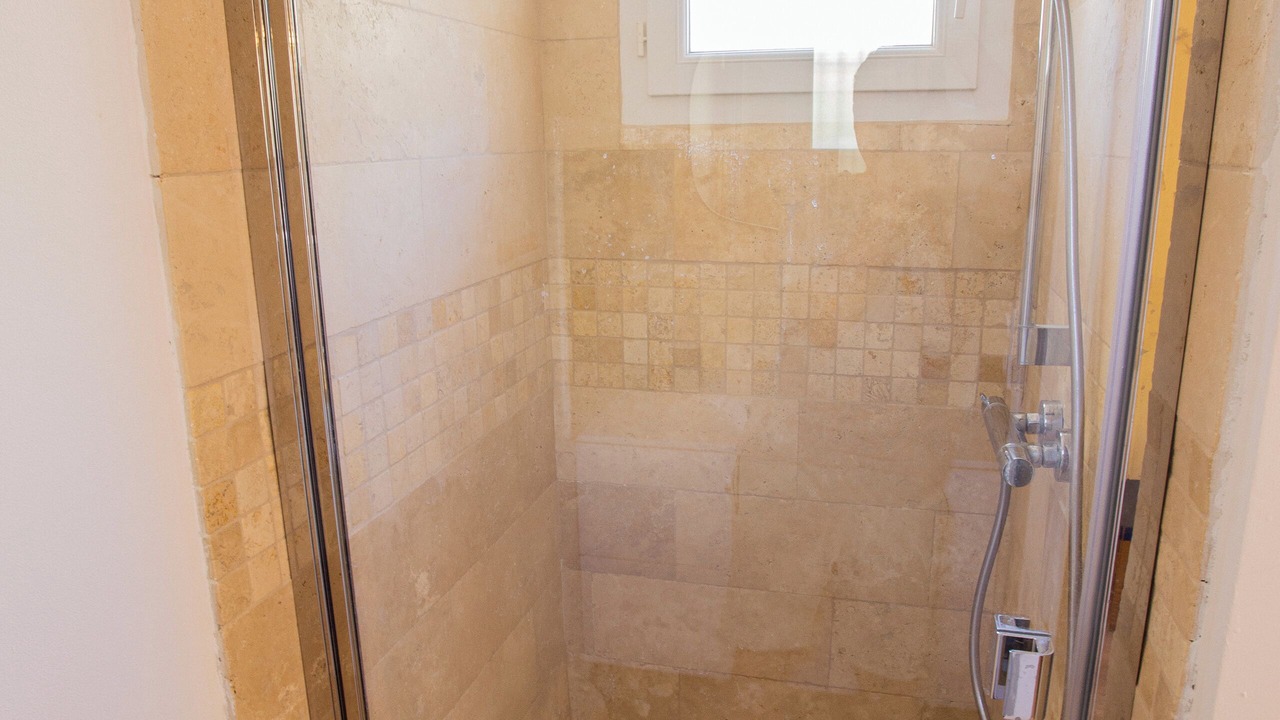 Photo of Bathroom in Saumane-de-Vaucluse