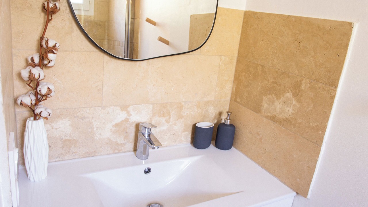 Photo of Bathroom in Saumane-de-Vaucluse