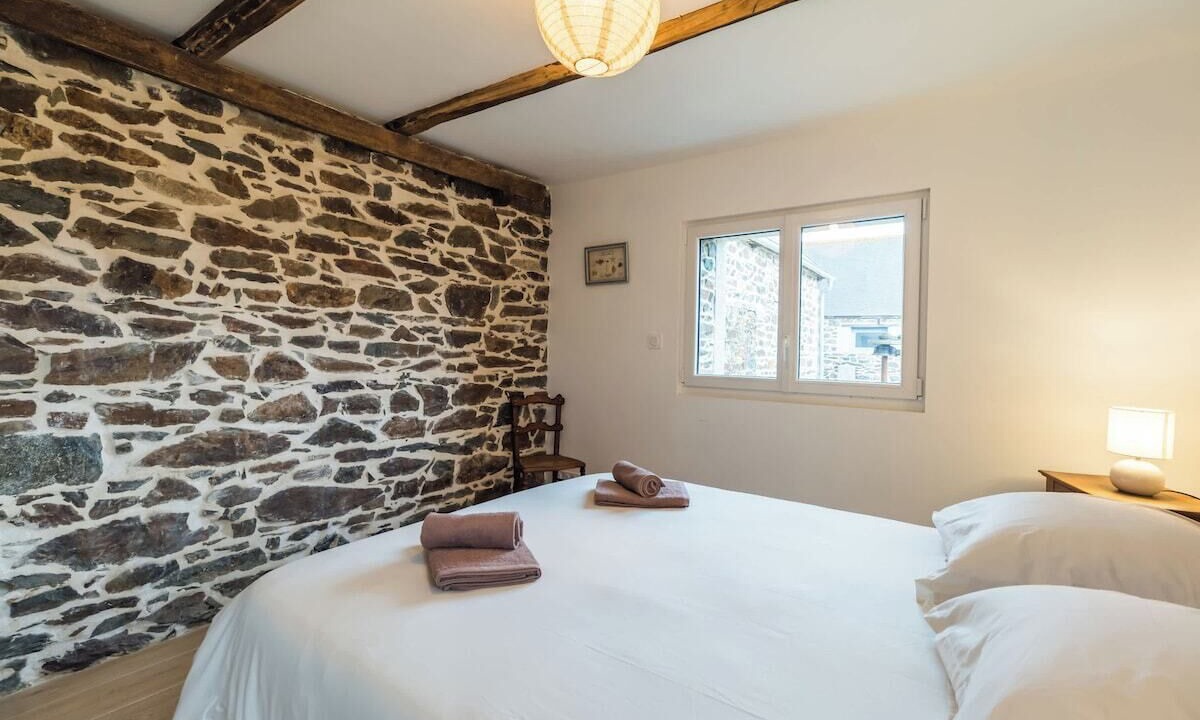 Photo of Bedroom in Saint-Clet