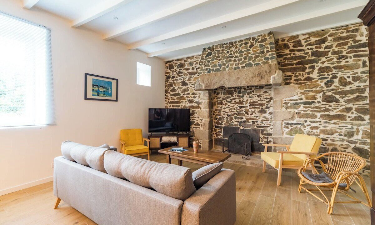 Photo of Livingroom in Saint-Clet