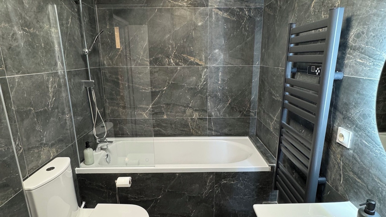 Photo of Bathroom in Troyes