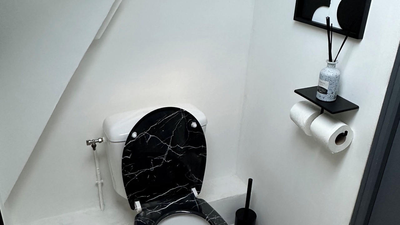 Photo of Bathroom in La Chapelle-Saint-Luc