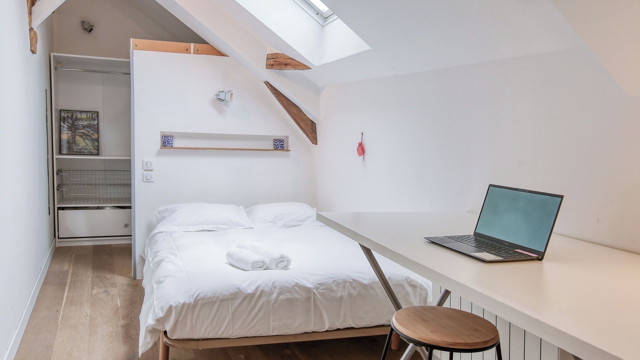 Photo of Bedroom in Downtown Angers