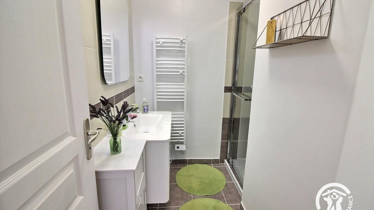 Photo of Bathroom in Lannion