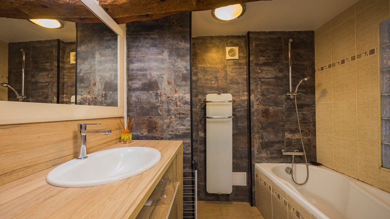 Photo of Bathroom in Orgeix