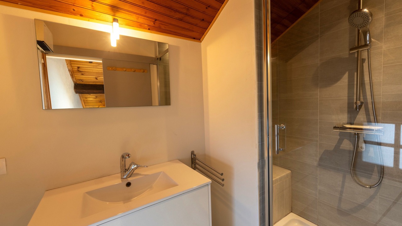 Photo of Bathroom in Orgeix