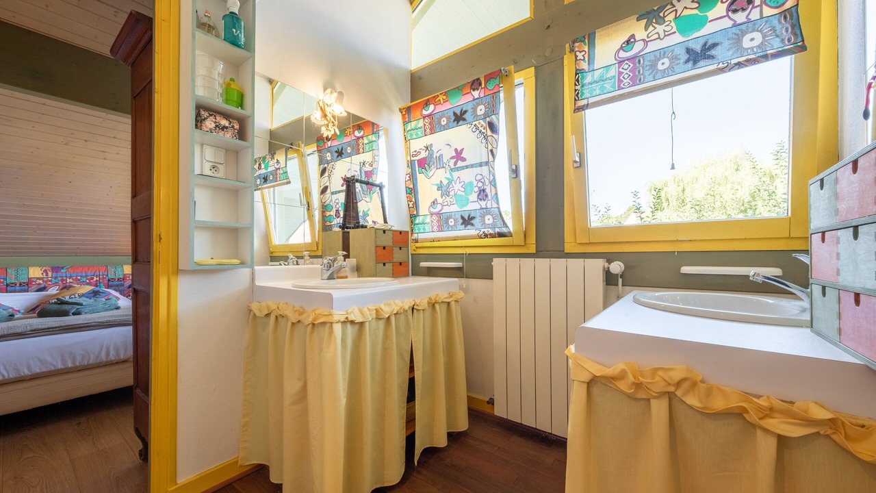 Photo of Bathroom in Charmes