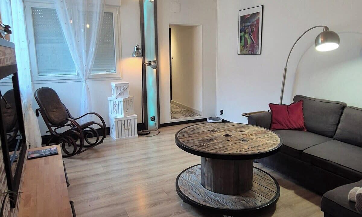 Photo of Livingroom in Chalons-en-Champagne
