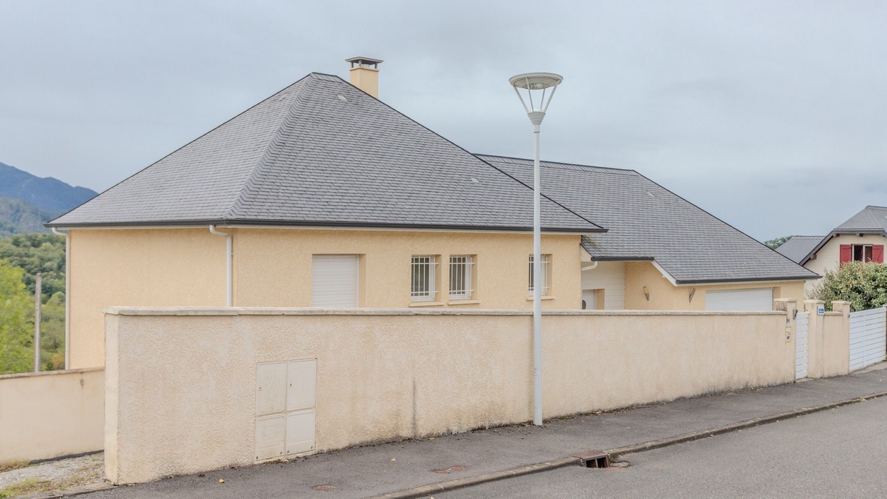 Photo of Outdoor in Buzy