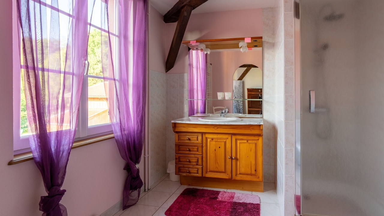 Photo of Bathroom in Louvemont