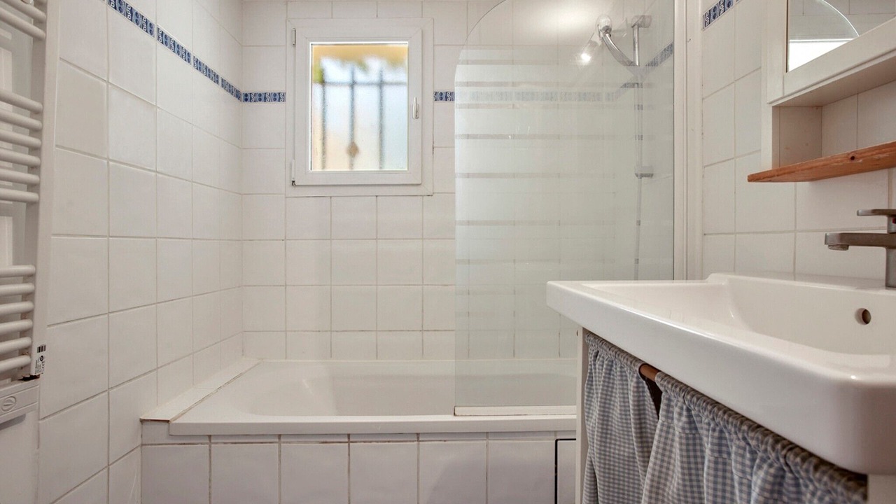 Photo of Bathroom in Le Val