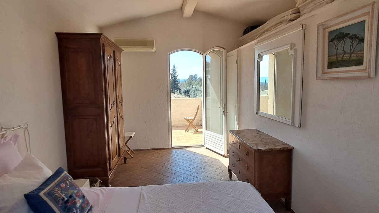 Photo of Bedroom in Cotignac