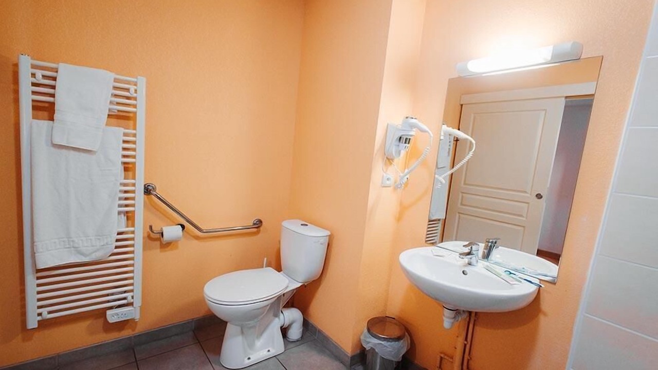 Photo of Bathroom in Ax-les-Thermes