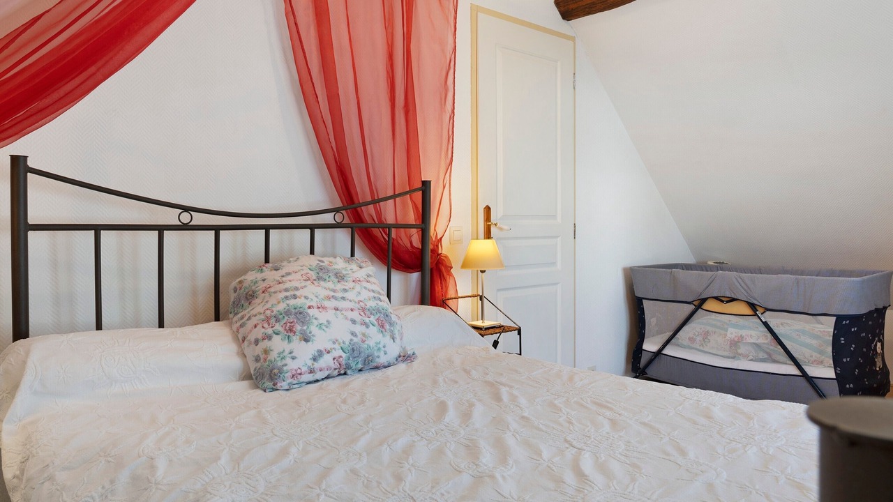 Photo of Bedroom in Lezignan