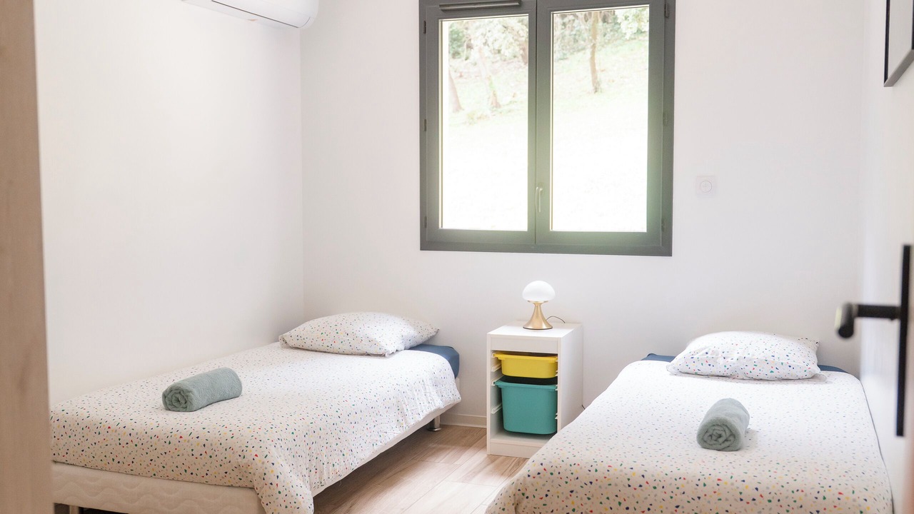 Photo of Bedroom in Ledenon