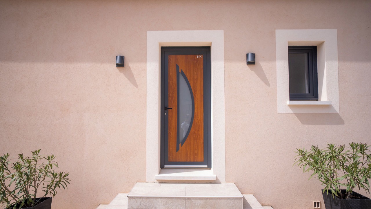 Photo of Outdoor in Ledenon