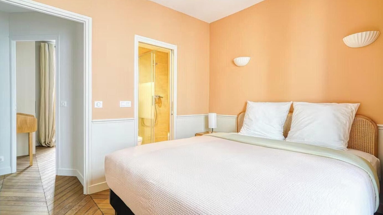 Photo of Bedroom in Notre-Dame-des-Champs