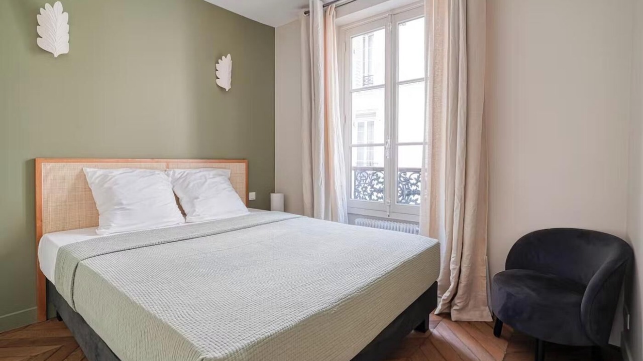 Photo of Bedroom in Notre-Dame-des-Champs