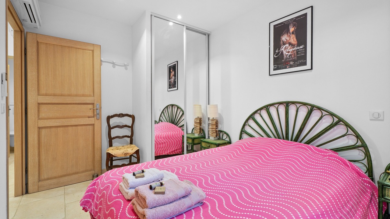 Photo of Bedroom in Sanary-sur-Mer