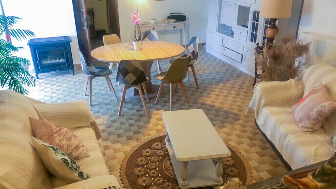 Photo of Livingroom in Peyroules
