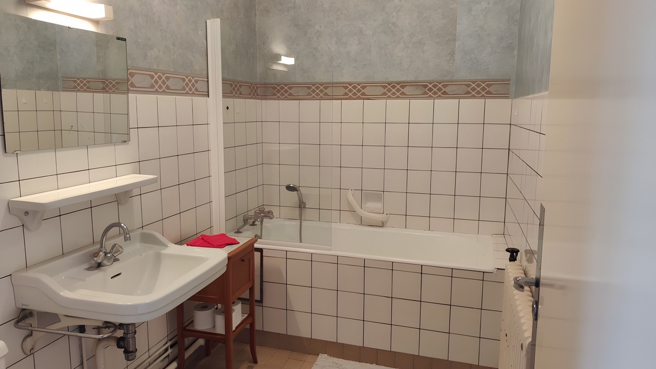 Photo of Bathroom in Forges-les-Bains