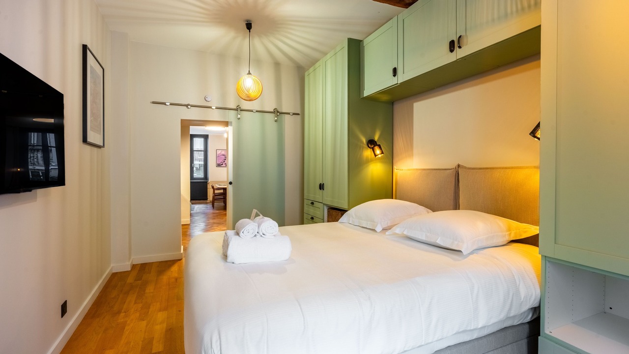Photo of Bedroom in Saint Nicolas - Charles III - Ville vieille - Trois Maisons - Leopold