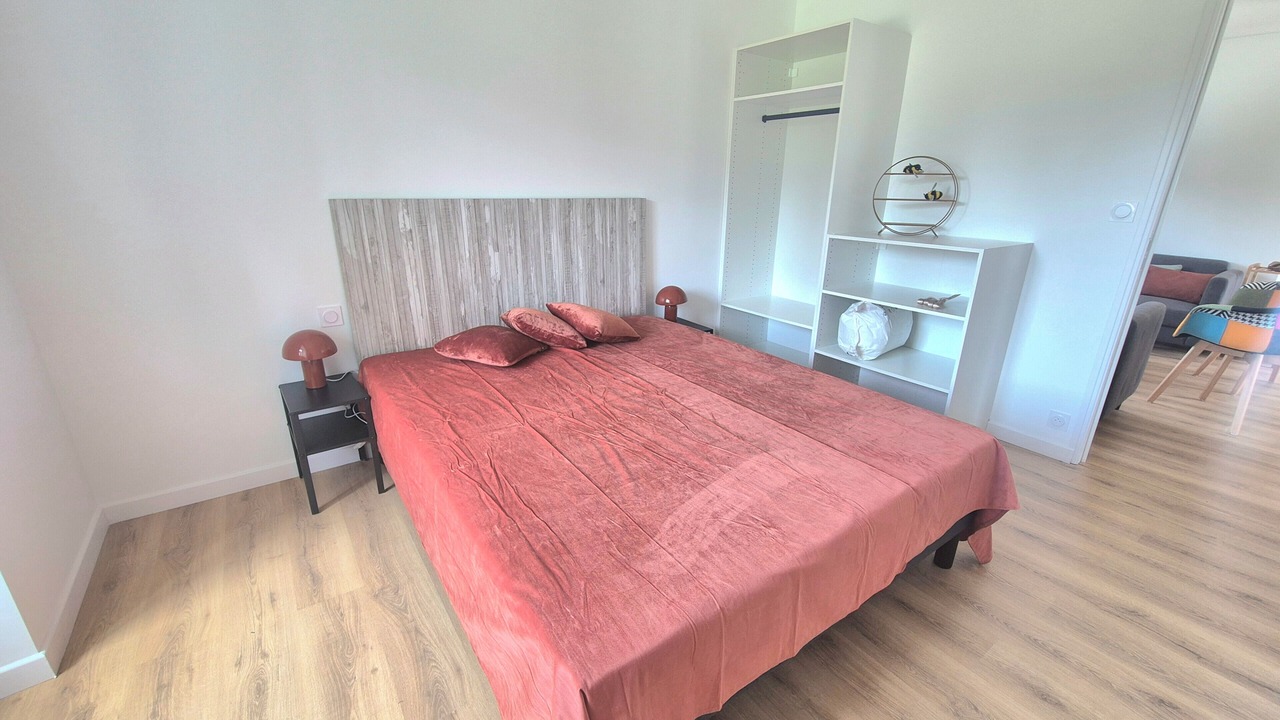 Photo of Bedroom in Lancieux