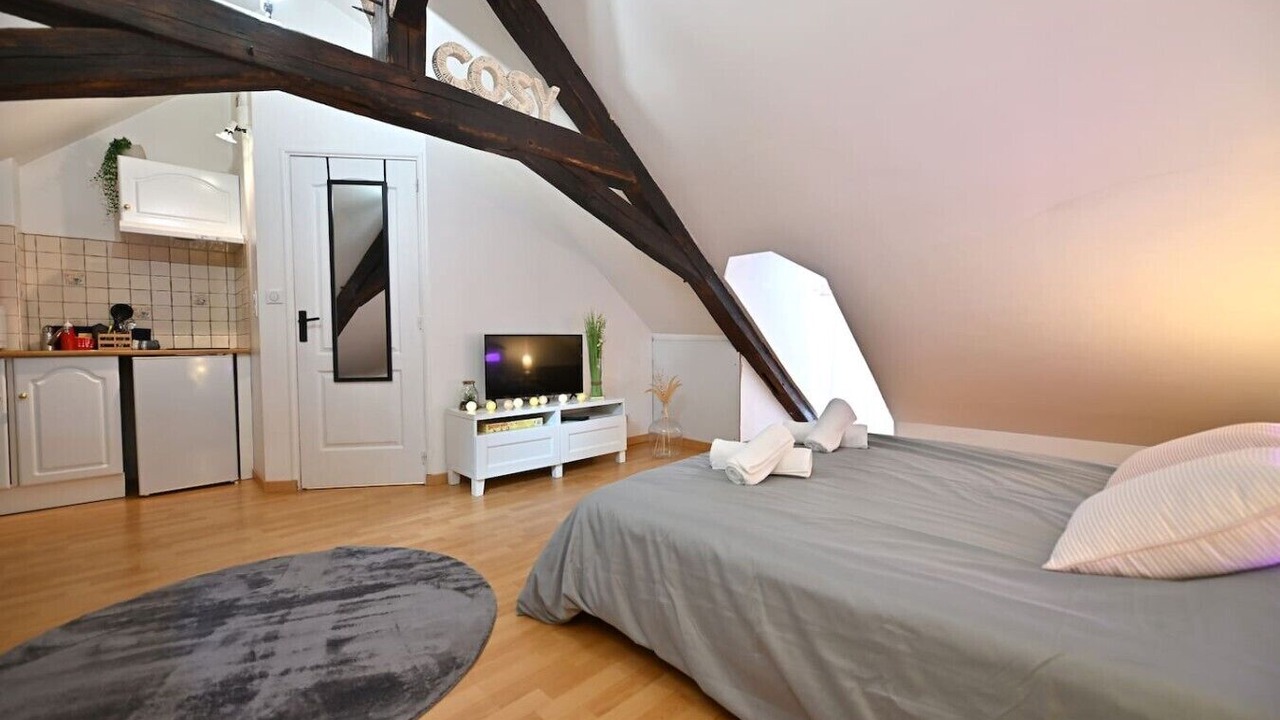 Photo of Bedroom in Sens