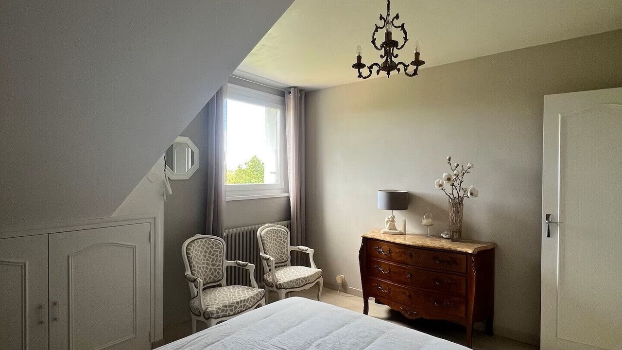 Photo of Bedroom in Hillion