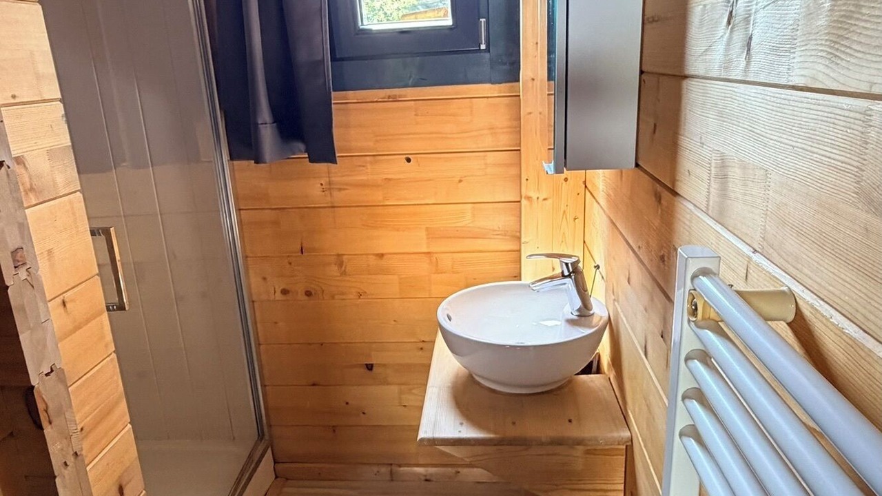 Photo of Bathroom in Saint-Laurent-en-Grandvaux