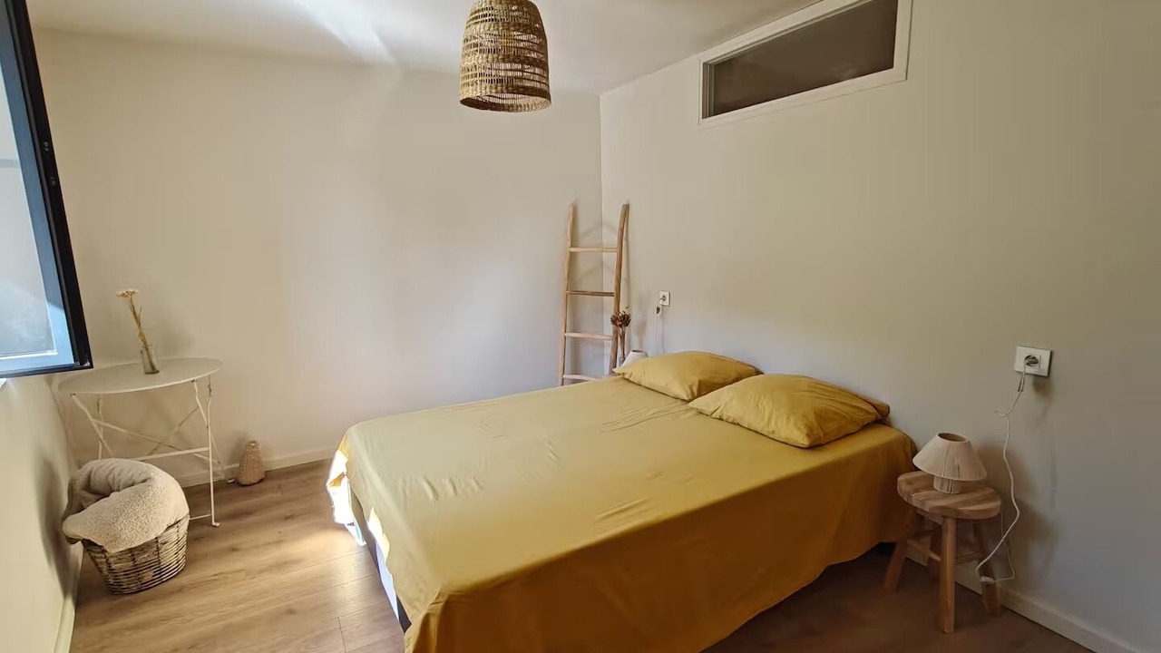 Photo of Bedroom in Vions
