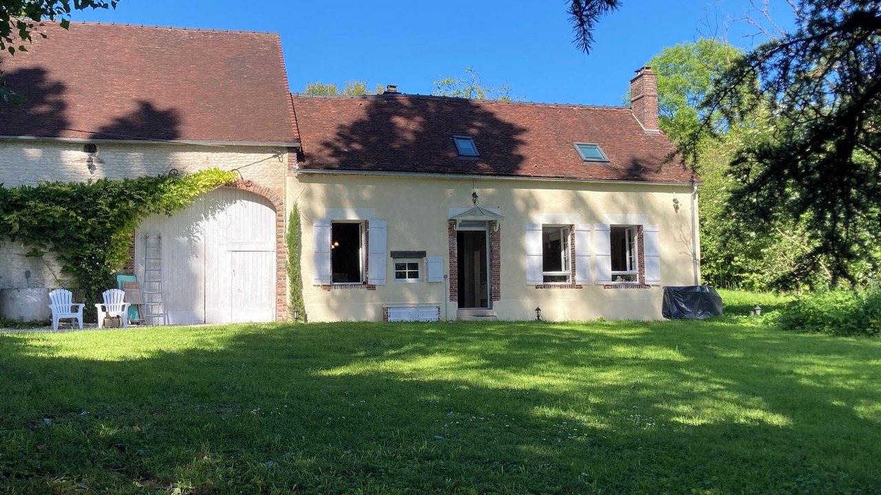 Photo of Outdoor in Neuvy-Sautour