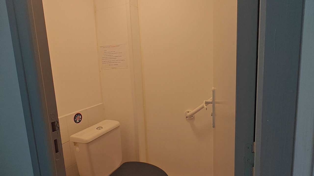 Photo of Bathroom in Latresne