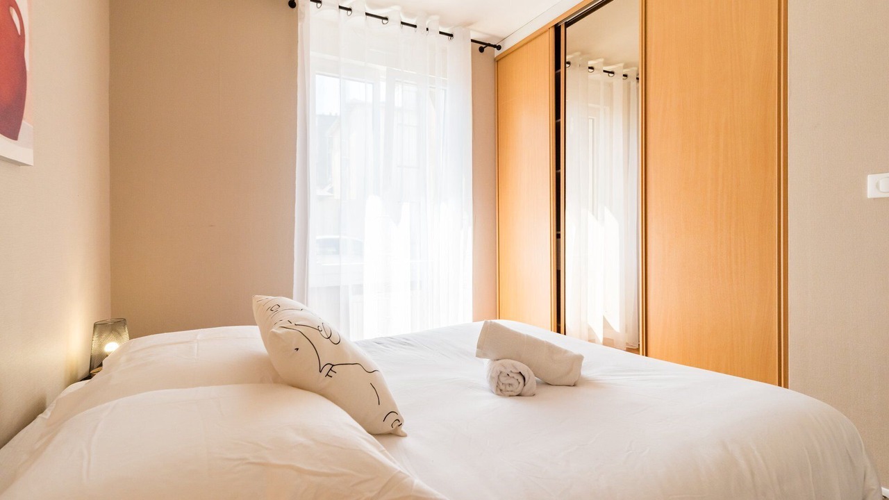 Photo of Bedroom in Saint-Brieuc