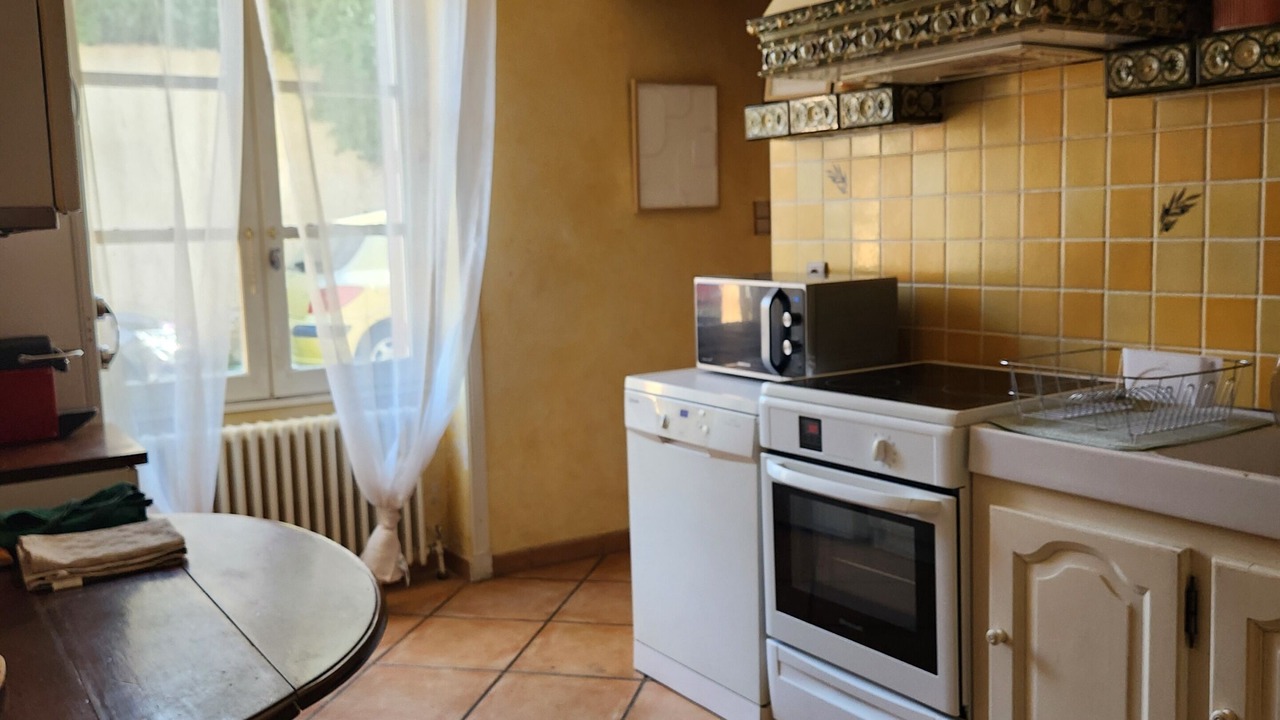 Photo of Kitchen in Charly