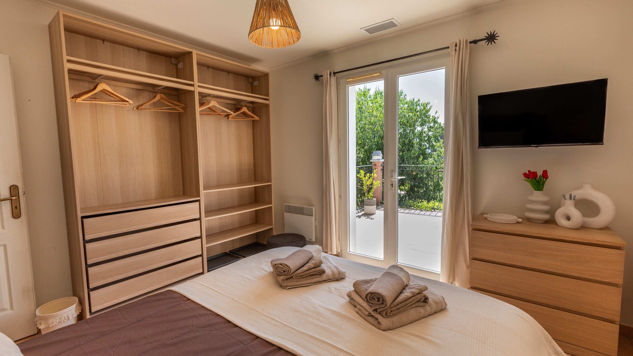Photo of Bedroom in Montfort-sur-Argens