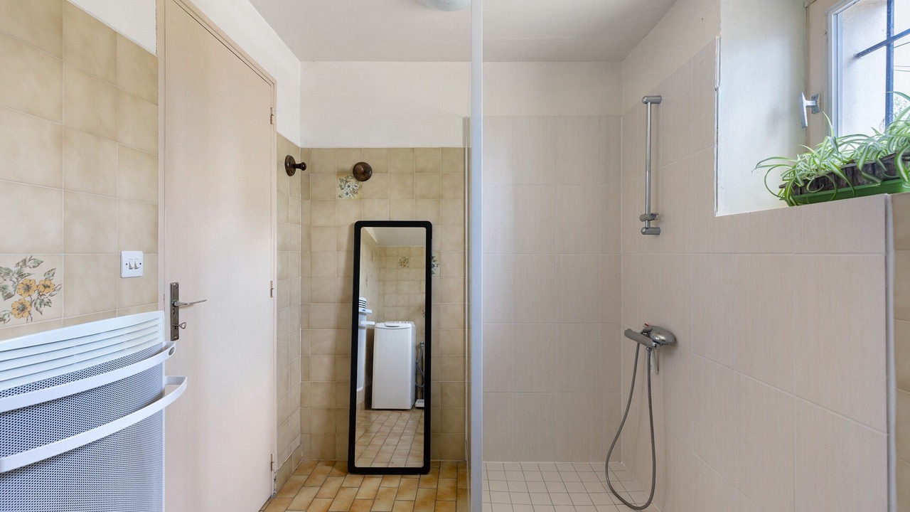 Photo of Bathroom in Couddes