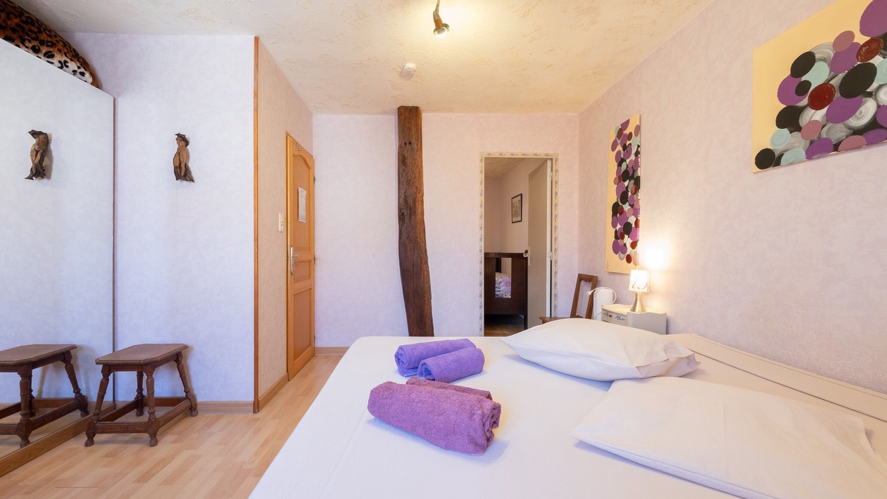 Photo of Bedroom in Saint-Paul