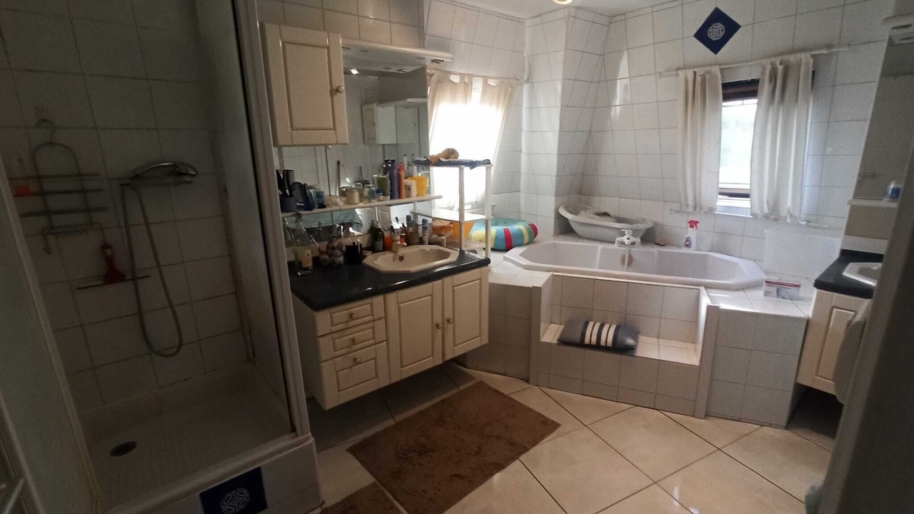 Photo of Bathroom in Bray-sur-Seine