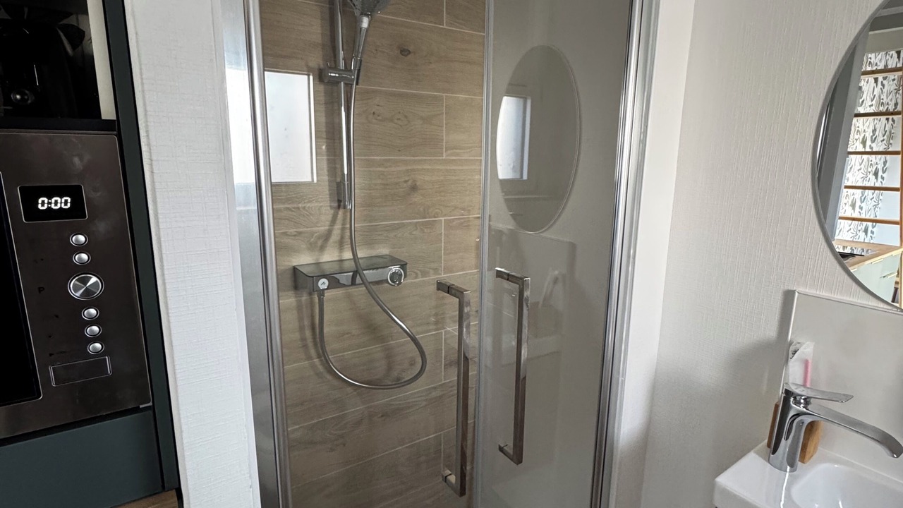 Photo of Bathroom in Cantenay-Epinard