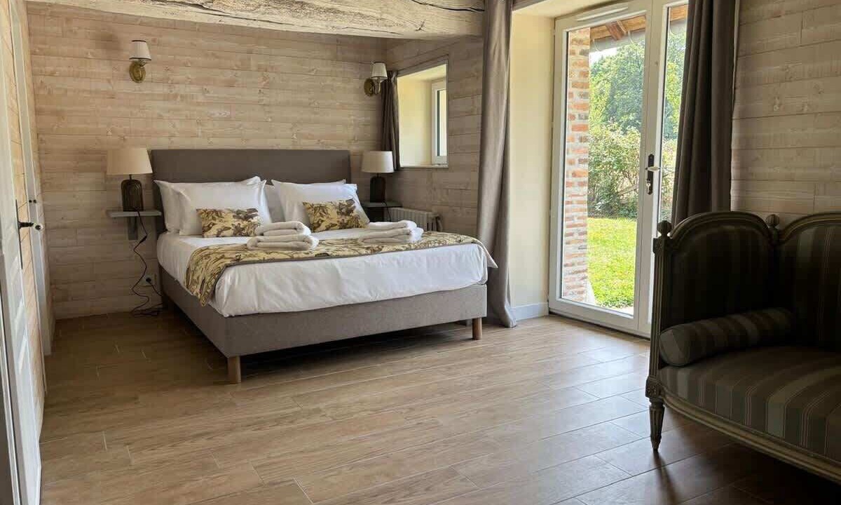 Photo of Bedroom in Villeny