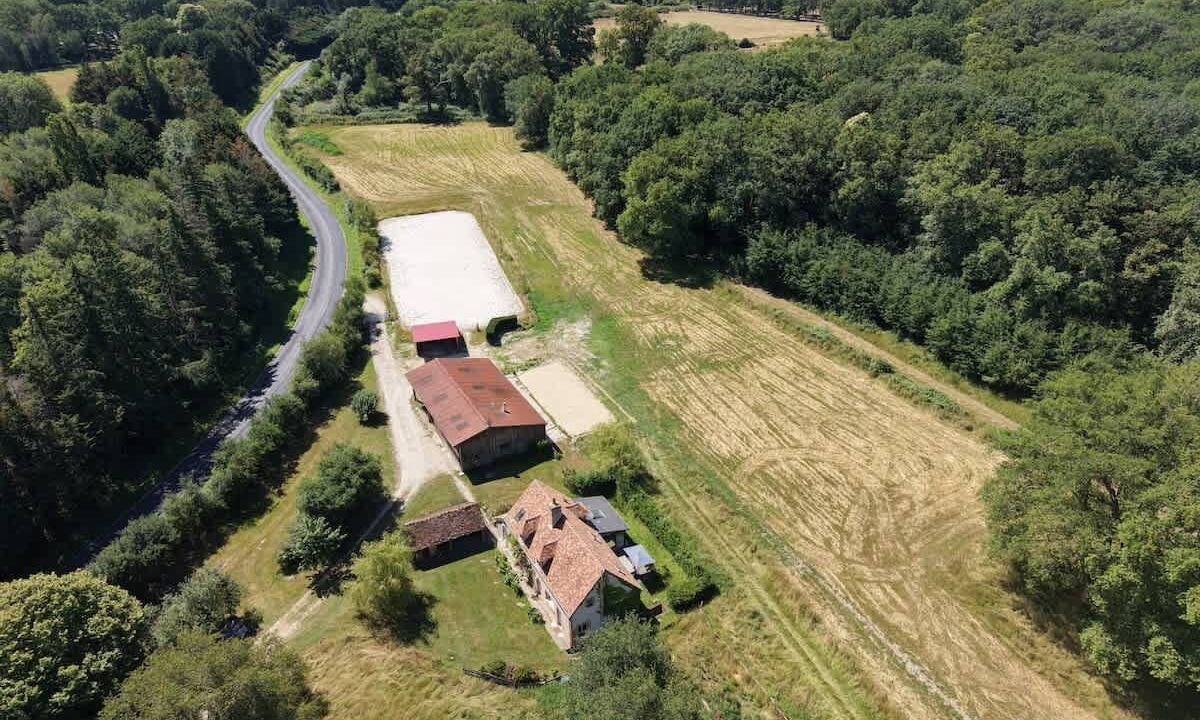 Photo of Outdoor in Villeny