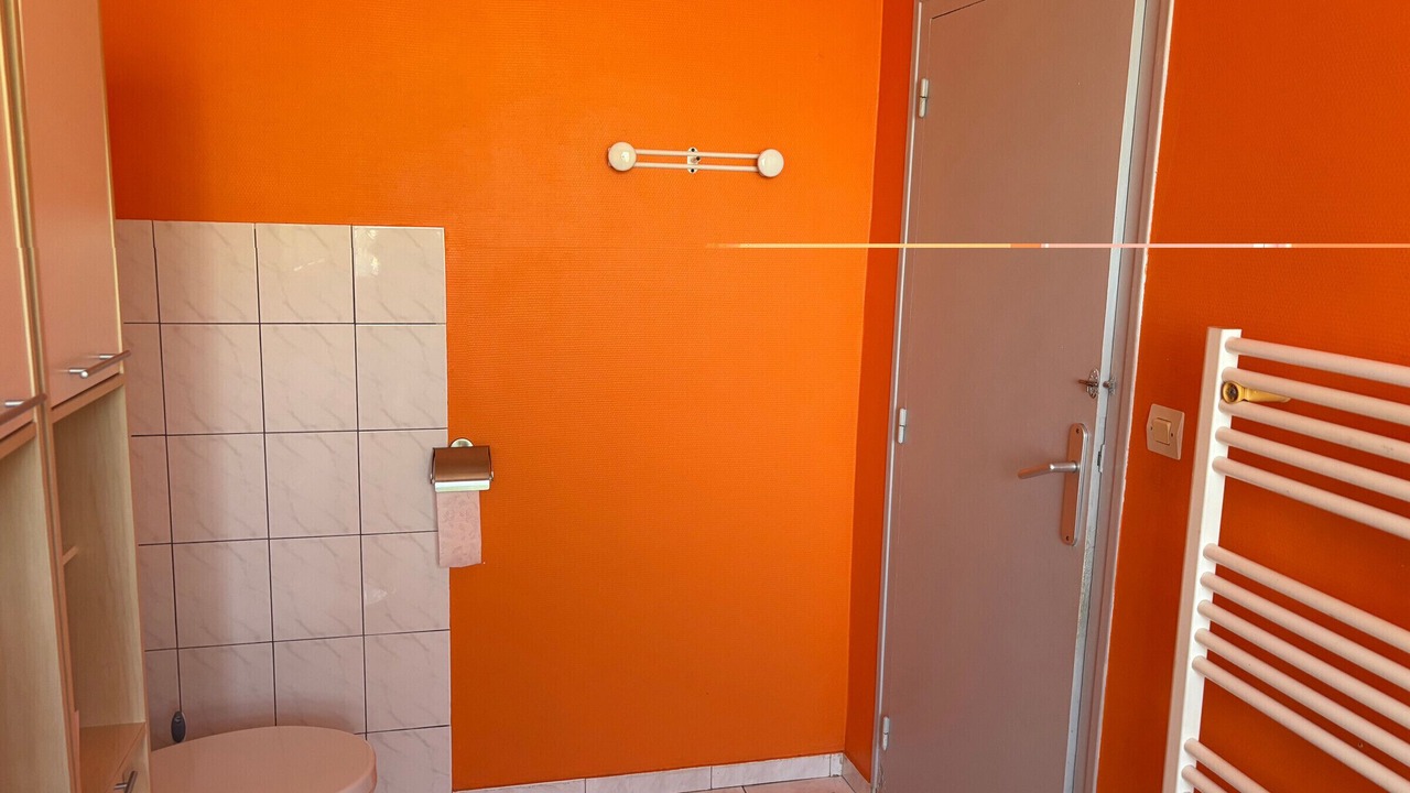 Photo of Bathroom in Brainville