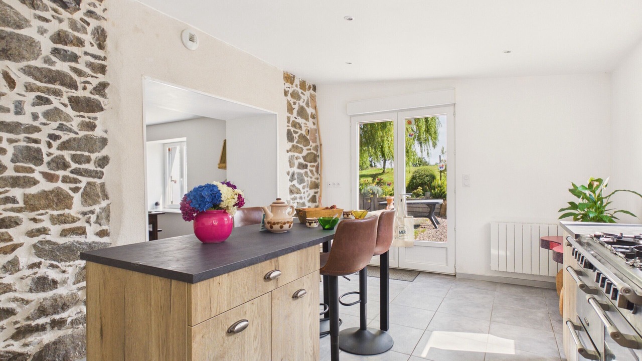 Photo of Kitchen in Henansal