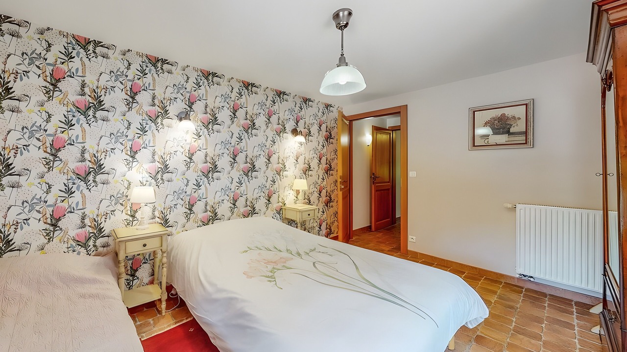 Photo of Bedroom in Taintrux