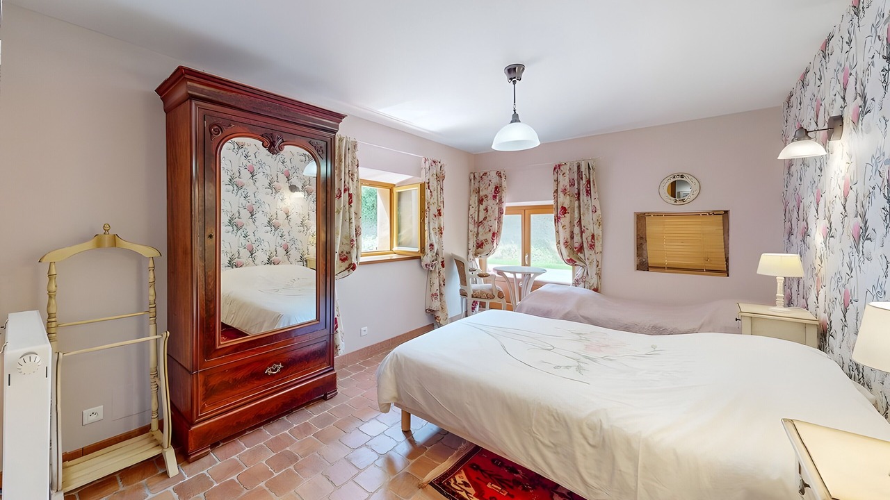 Photo of Bedroom in Taintrux