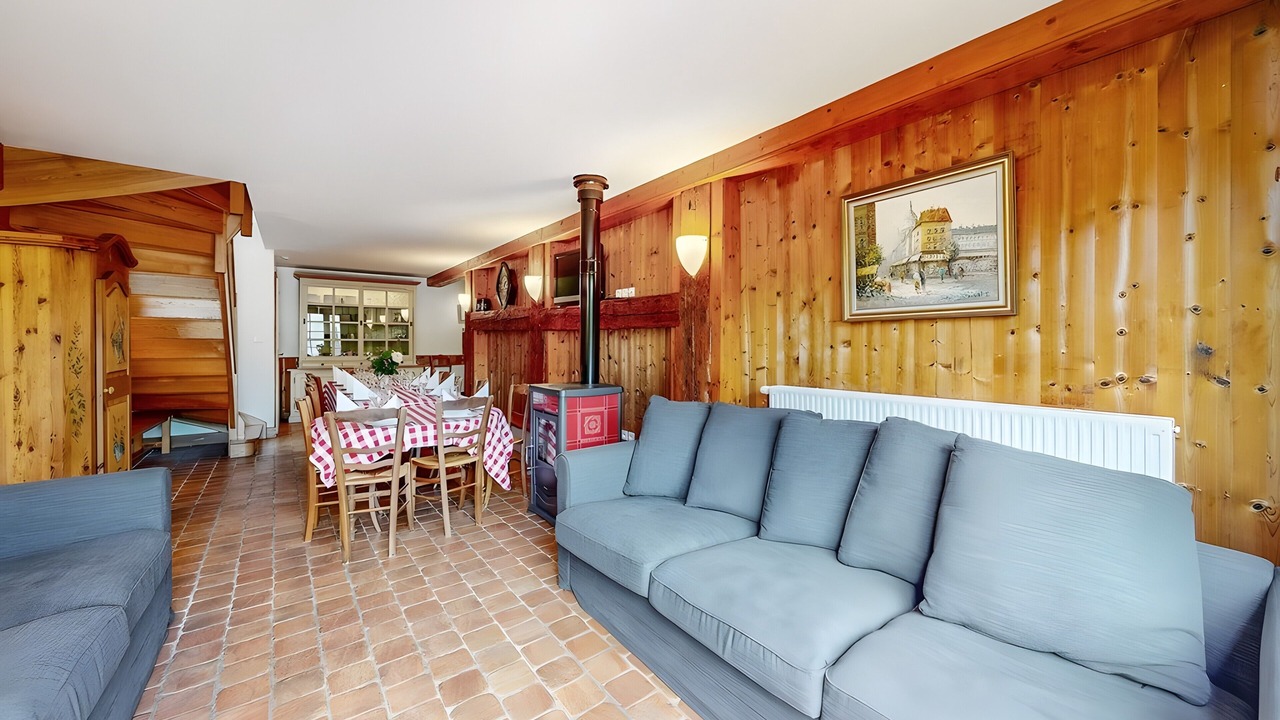 Photo of Livingroom in Taintrux