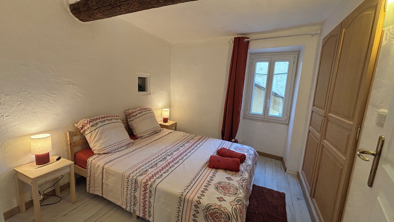 Photo of Bedroom in Bonson